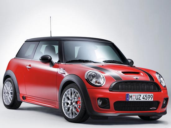 מיני Mini Cooper John Cooper Works / צלם: יחצ מיני Mini Cooper John Cooper Works / צלם: יחצ